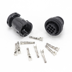 AMP 182645-1 带端子的公型和母型连接器套件