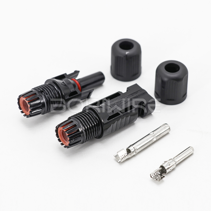 太阳能连接器 1000V 30A PV 光伏连接器IP68 防水公母插头套件