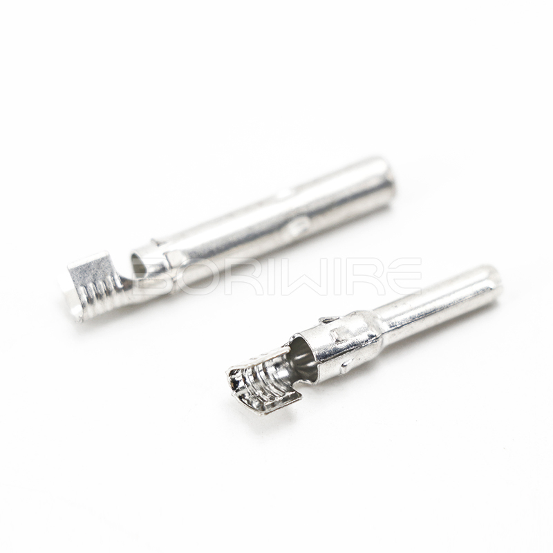 太阳能连接器 1000V 30A PV 光伏连接器IP68 防水公母插头套件