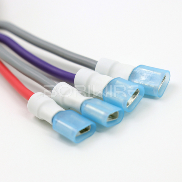 定制UL1017 18AWG电线电缆与连接器卷曲汽车线束套件