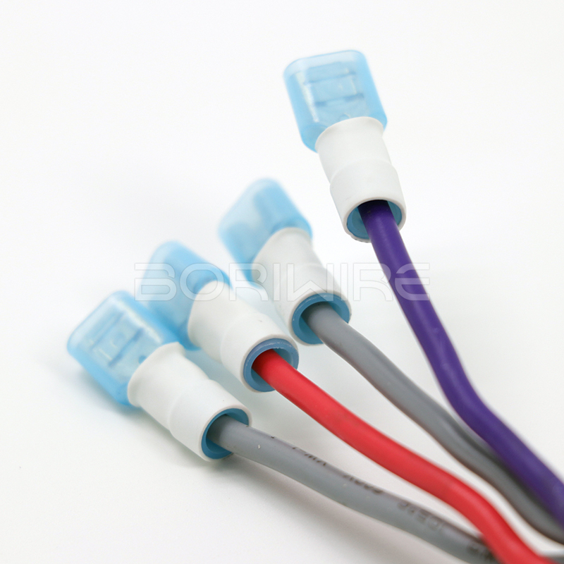 定制UL1017 18AWG电线电缆与连接器卷曲汽车线束套件