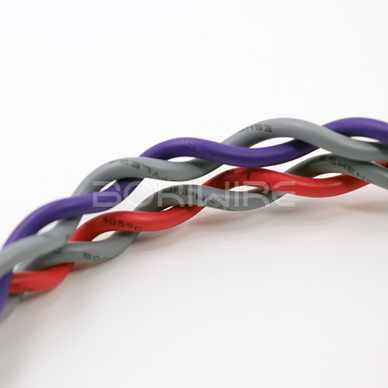 定制UL1017 18AWG电线电缆与连接器卷曲汽车线束套件