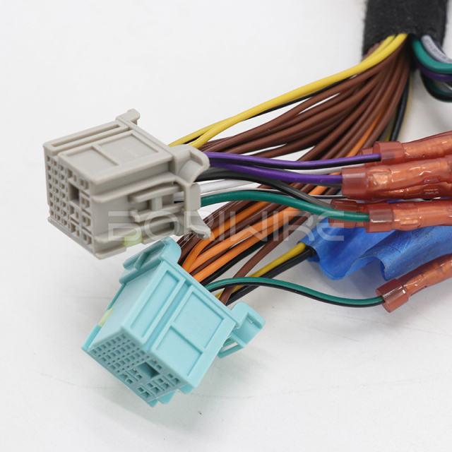 定制汽车集成触摸屏控制线束解决方案Dash套件集成适配器电线配件