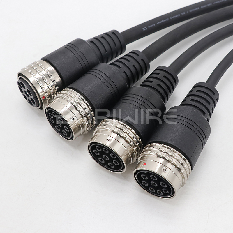 EV Charger Adapters Connectors Sockets Plugs EV Charging Solution EV Charging Cable Kit