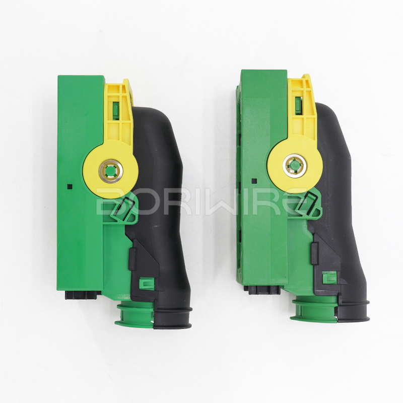 39孔汽车连接器3.5系列线束插头5-1718321-3国产插件