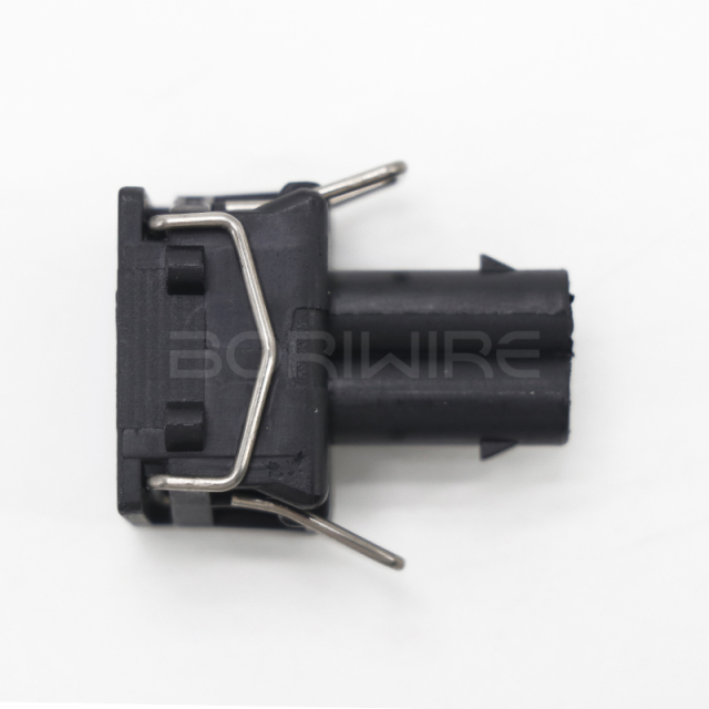 汽车连接器防水线束插头公母插头