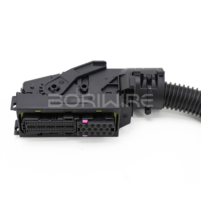Wholesale Sales of EDC7 Computer Board Auto Wire Harness 89P Full-line Plug Wiring Harness Plug Socket