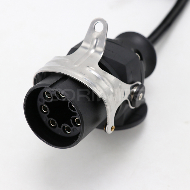 Custom Made Spiral Cable Coiled Cord Connecting Truck Cabin and Trailer