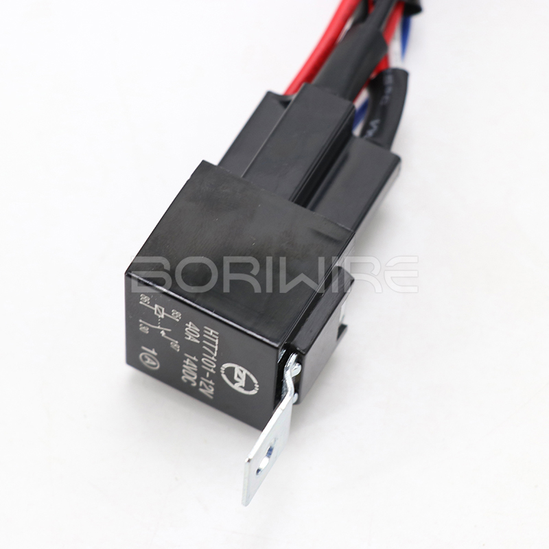 One-to-two Automotive LED Spotlight Strip Light High-power Wiring Harness SUV Dome Light Controller Relay Auto Wire Harness