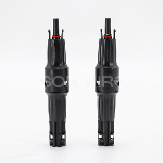 1500V光伏内嵌式熔断器连接器