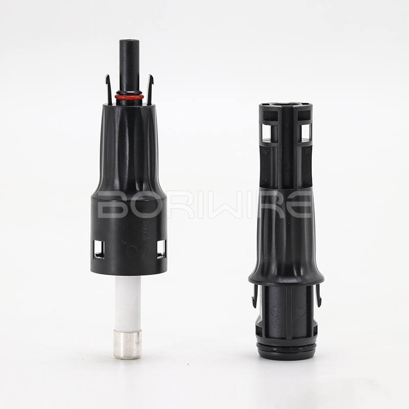 1500V光伏内嵌式熔断器连接器