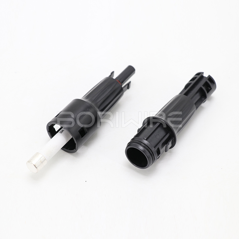 1500V光伏内嵌式熔断器连接器