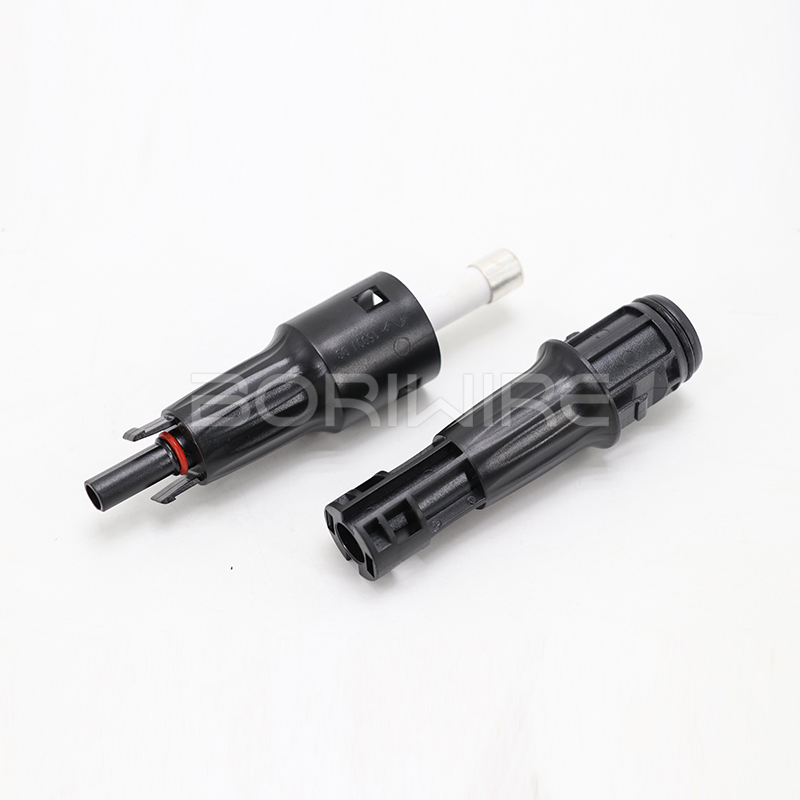 1500V光伏内嵌式熔断器连接器