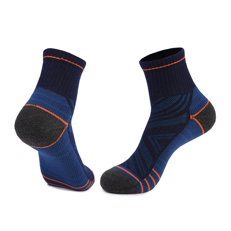 New thickened towel bottom sports socks for men, non-slip casual socks, breathable sweat-absorbent socks, outdoor running socks