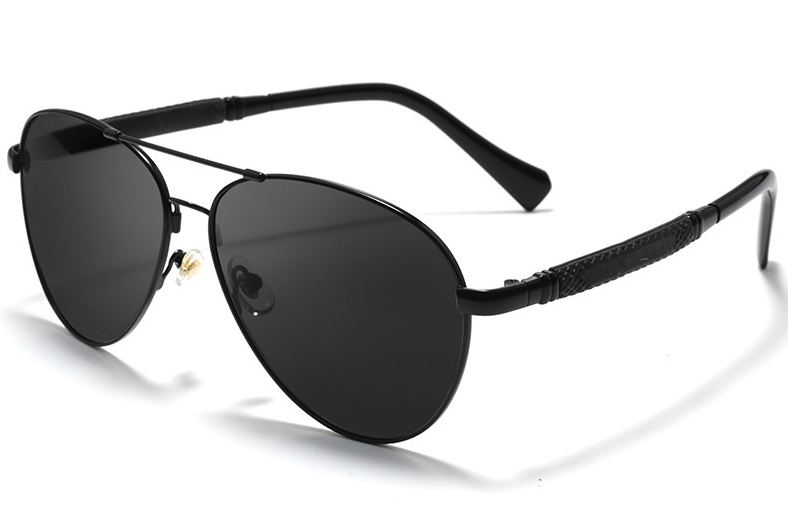 Men's polarized sunglasses for outdoor sun protection and UV protection while driving