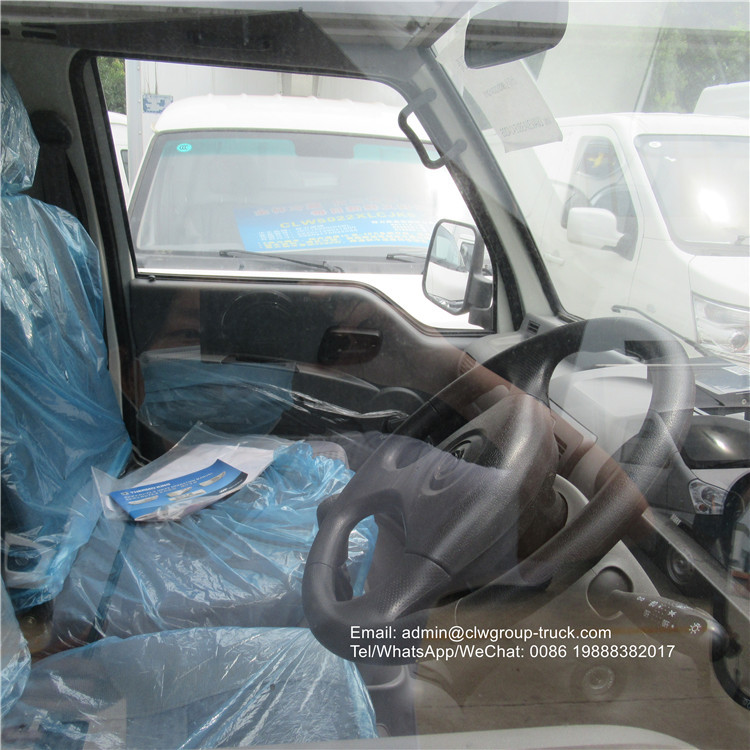Foton right hand drive 1 ton refrigerated truck