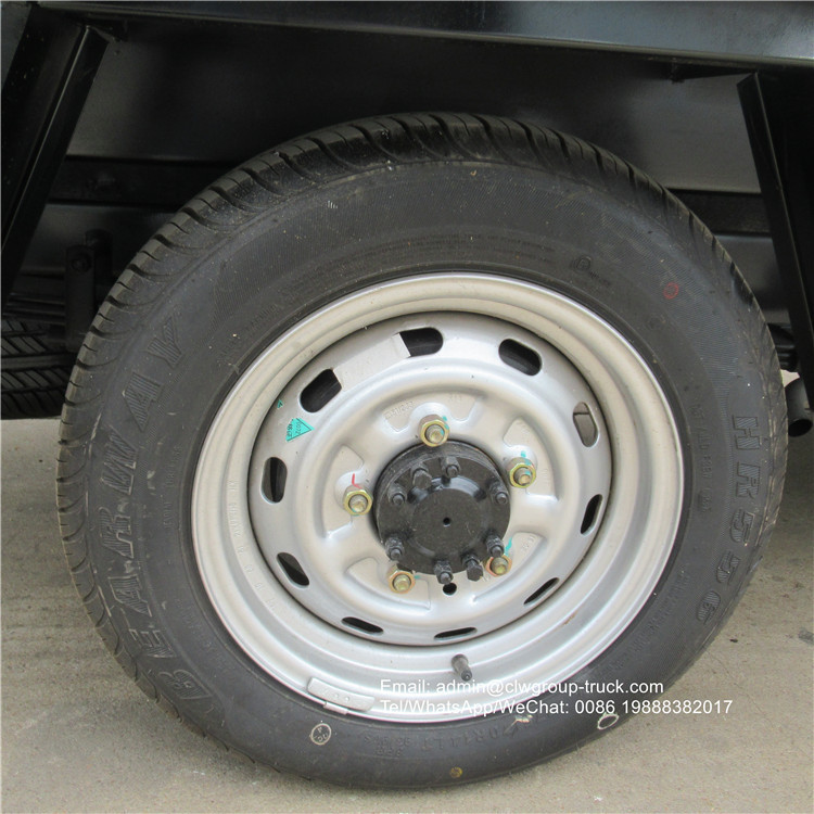 Foton right hand drive 1 ton refrigerated truck