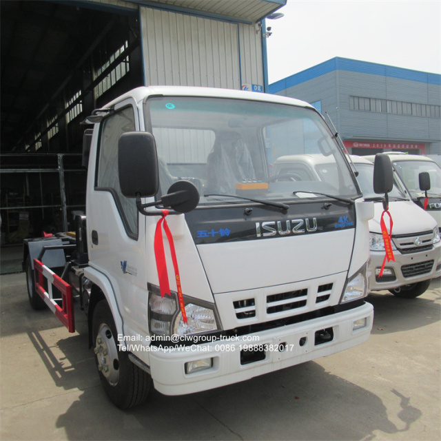 Isuzu 4 tons hook loader garbage truck