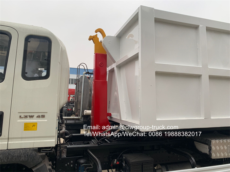 Sinotruk howo 10tons hook lift bin truck