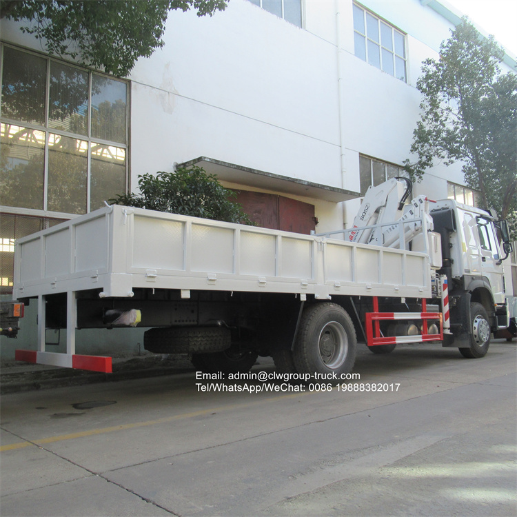 Sinotruk howo knuckle boom 6.3tons for sale