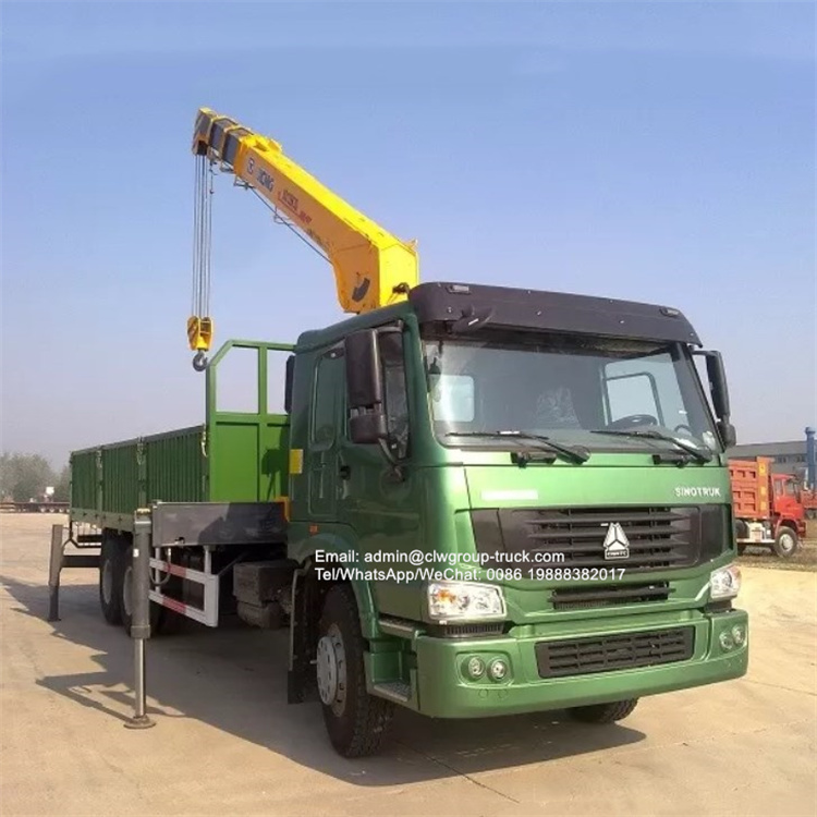 sino truck with crane 10 ton
