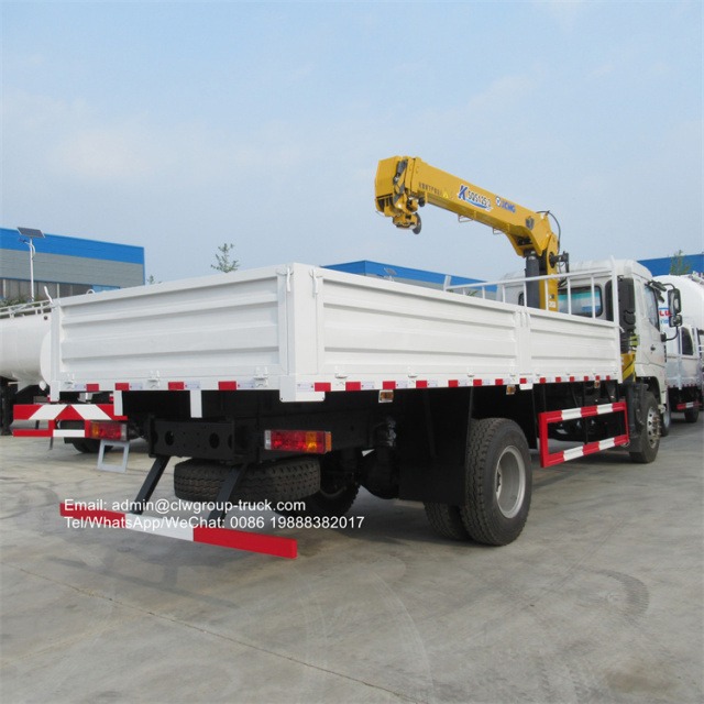 Shacman 6 wheeler crane boom hydraulic