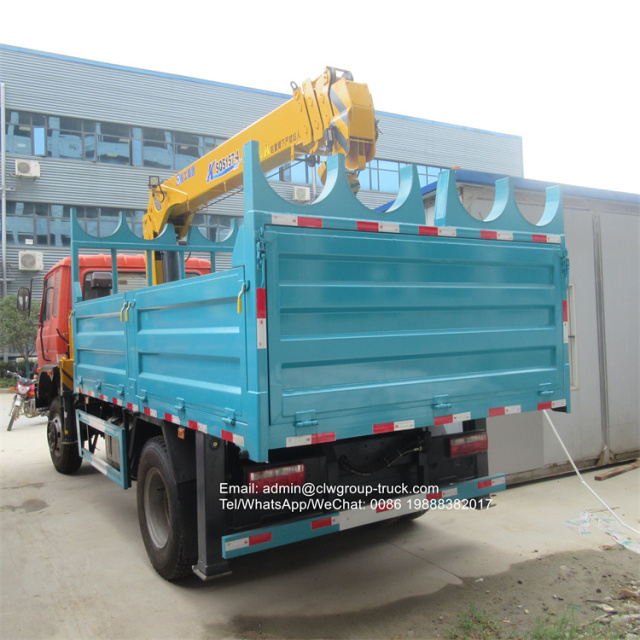 dongfeng pole lifting delivery truck crane