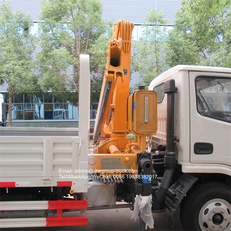 dongfeng 3.2ton knuckle crane for sale