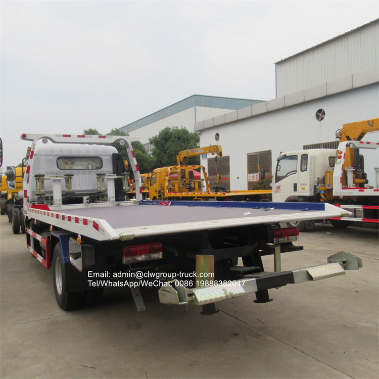 dongfeng wrecker tow truck 3 tons
