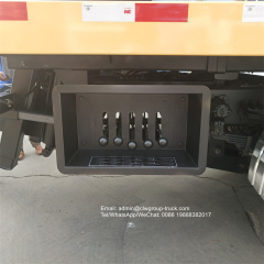 Sinotruk howo truck bed recovery fold arm crane