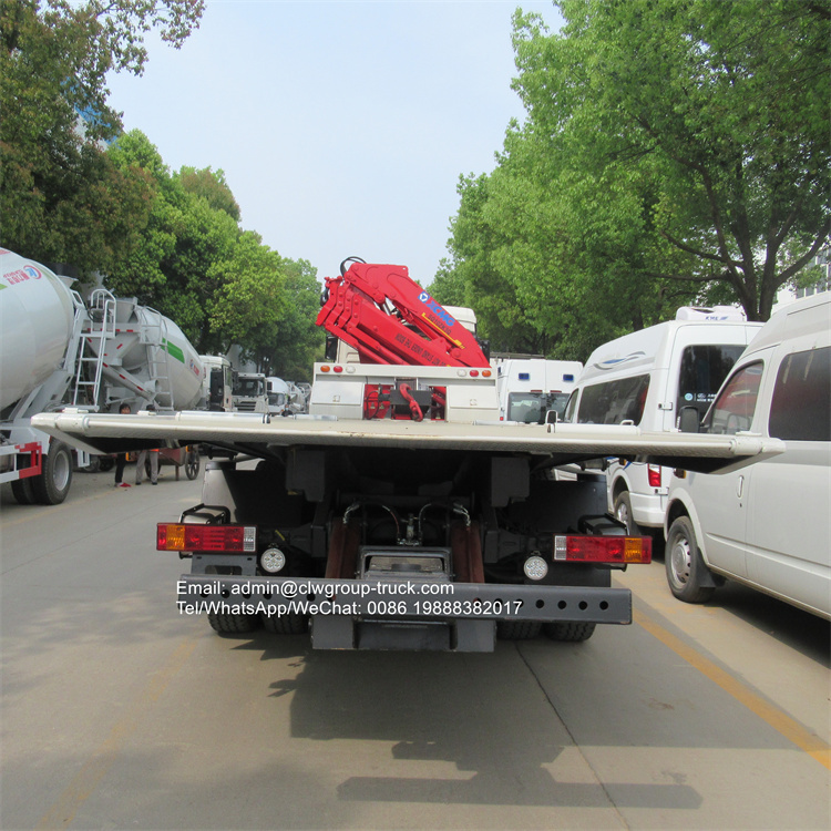 Shacman 8x4 15ton crane with 9.6m platform wrecker bed