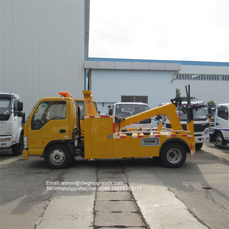 ISUZU 4 tons rotator recovery truck for sale