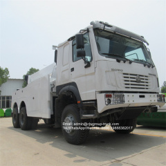 Sinotruk 6x6 towing breakdown vehicle