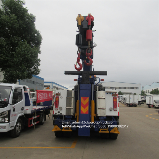 Sinotruk 30ton lifting 70tons rotator towing truck for sale