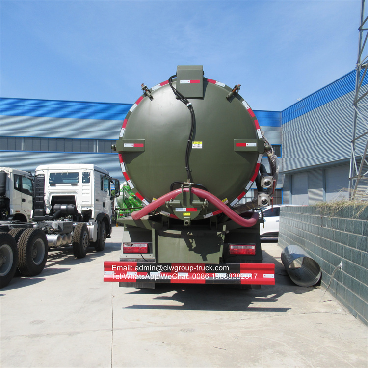 Dongfeng 6x6 10tons off road vacuum cleaner truck