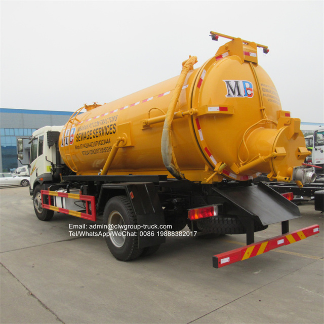 FAW liquid waste disposal 6 wheel truck