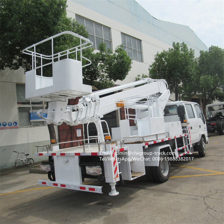Isuzu high altitude telescopic platform truck
