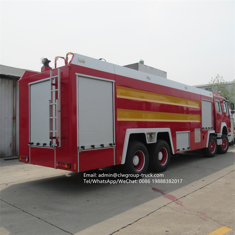 sinotruk 8x4 25tons heavy rescue fire trucks for sale