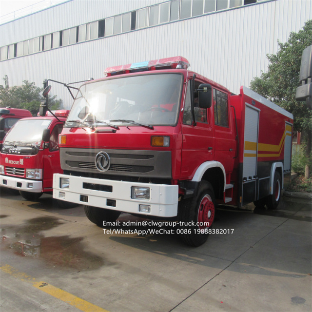 Dongfeng 6000L 2000 gallon fire tanker truck