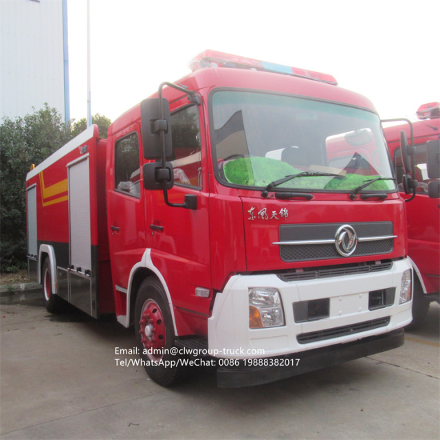 Dongfeng 7 tons 3000 gallon pumper tanker