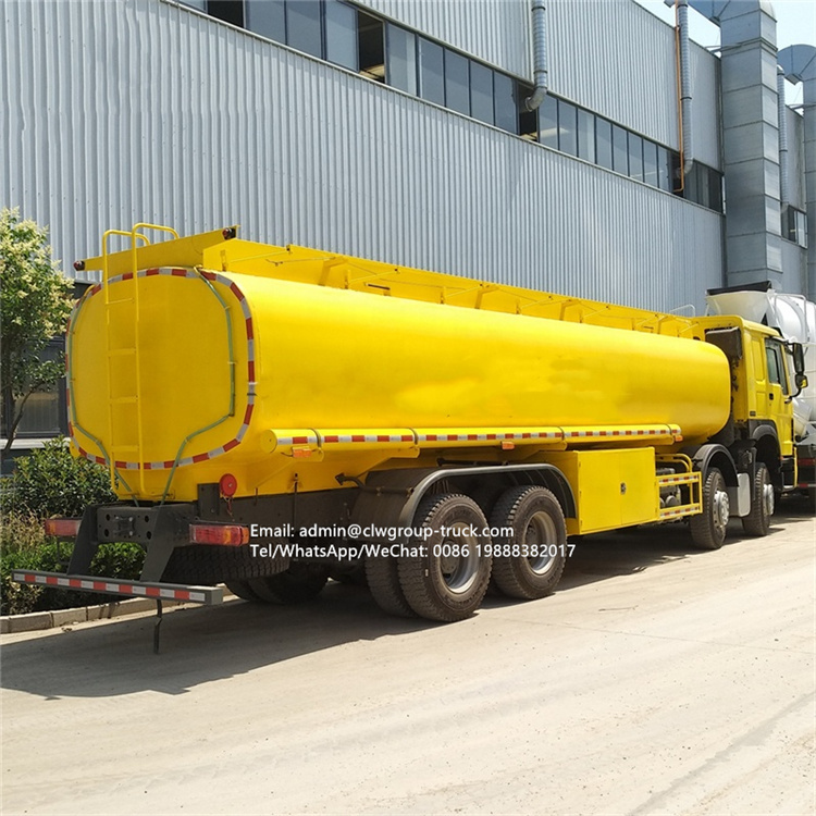 sinotruk 8x4 trucks for cooking oil transportation