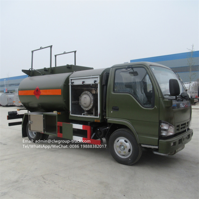 Isuzu aircraft refuller truck 4000l