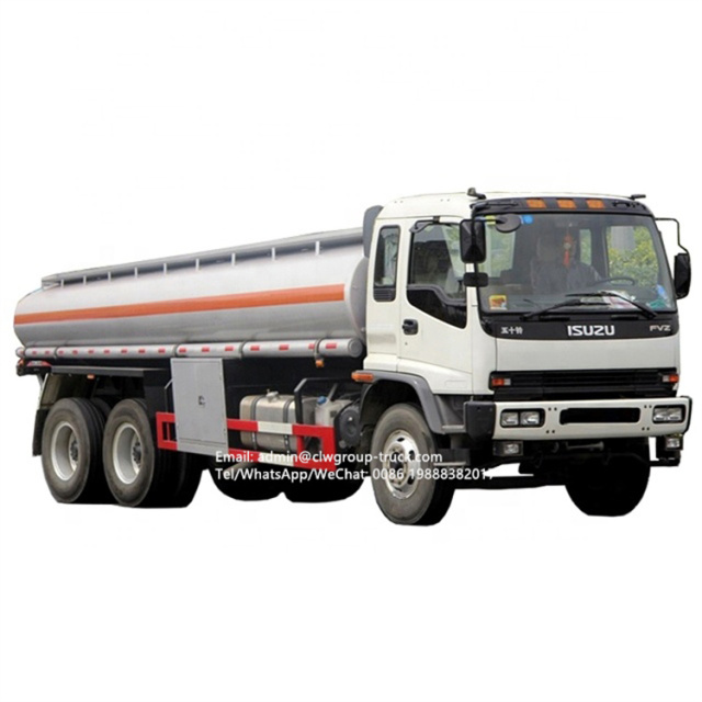 Isuzu 8x4 30 cubic meters oil tank for truck