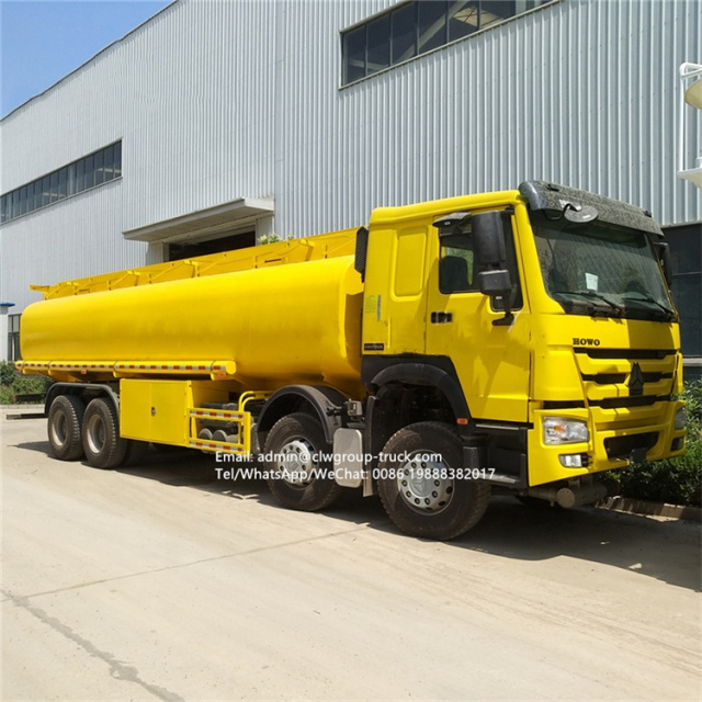 sinotruk 8x4 trucks for cooking oil transportation