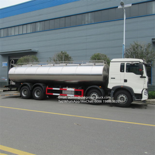 sinotruk 8x4 25m3-30m3 milk transport vehicle