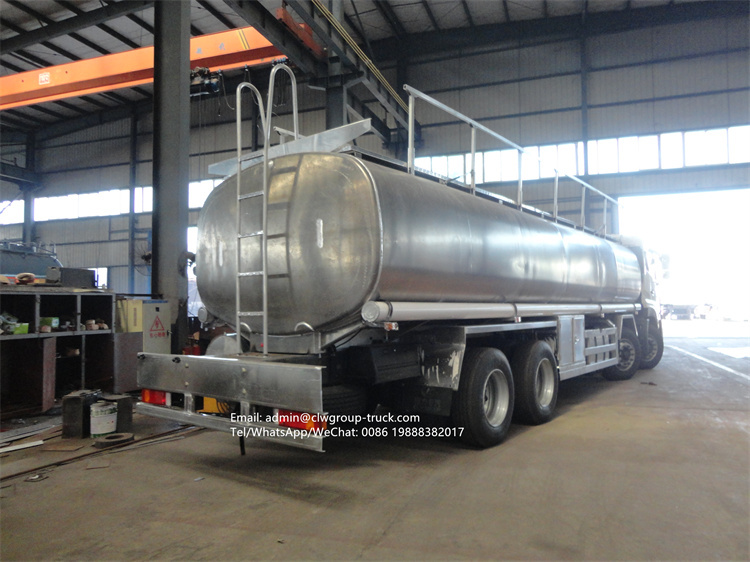 Dongfeng 8x4 25-30tons milk tank transport inox truck