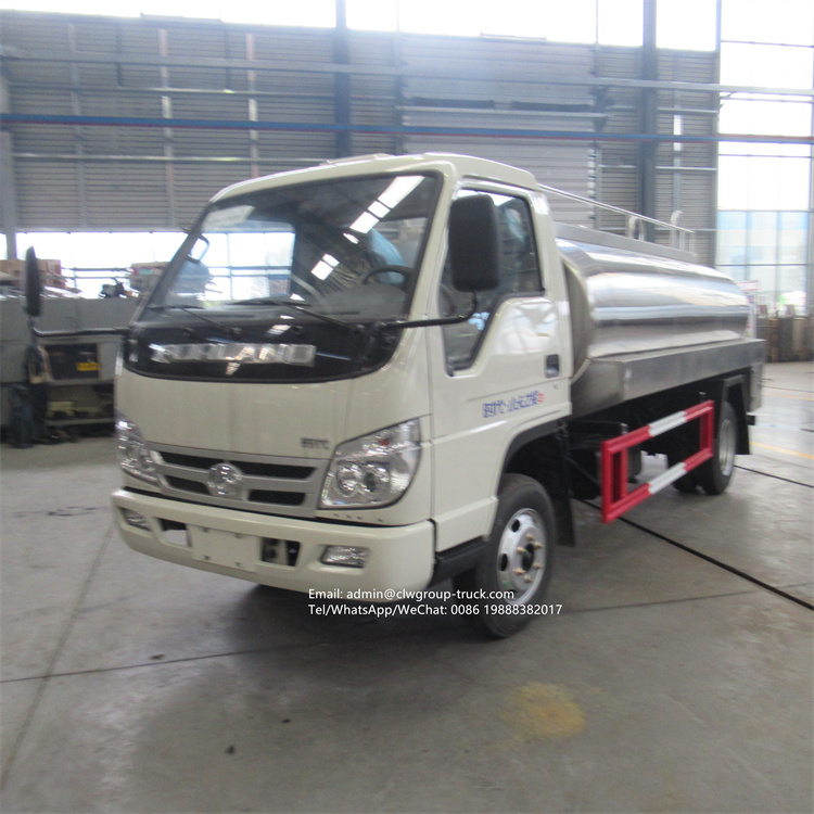 Foton 3000-5000l insulated milk tankers truck