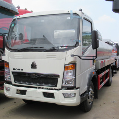 sinotruk howo 3000-5000l 5m3 sus304 stainless milk truck