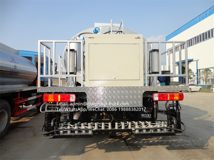 Sinotruk 6x4 10 wheeler asphalt paving truck