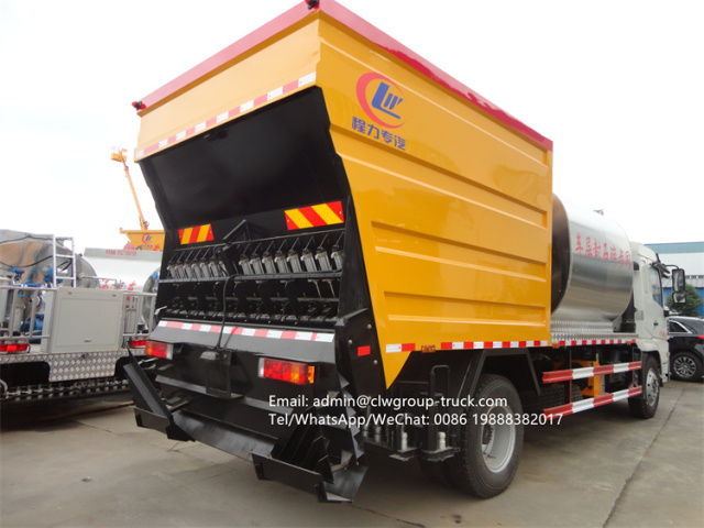 Shacman 4x2 rubber asphalt synchronous chip sealer
